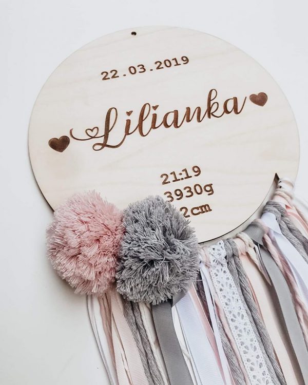 Metryczka z pomponami